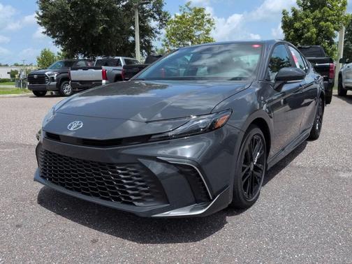 Underground 2026 Toyota Camry SE