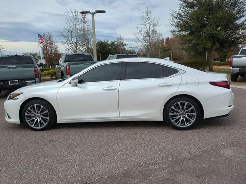 2019 Lexus ES 350 Base
