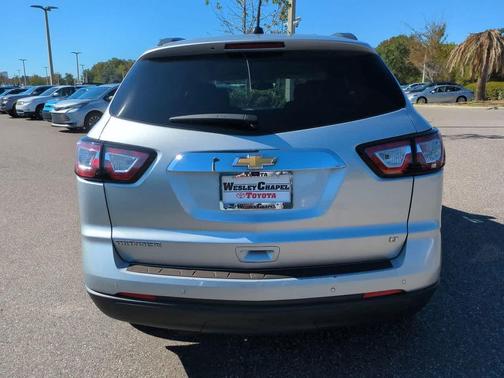 2017 Chevrolet Traverse 2LT