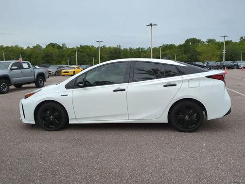 2022 Toyota Prius L