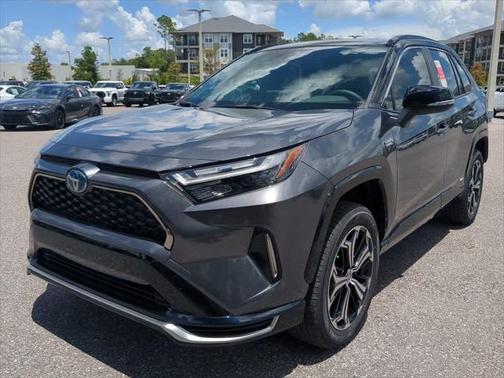 2025 Toyota RAV4 Hybrid SE