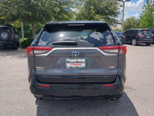 2025 Toyota RAV4 Hybrid SE