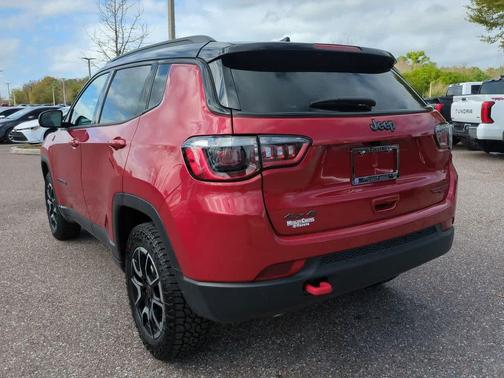 2025 Jeep Compass Trailhawk