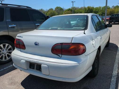 2003 Chevrolet Malibu Base