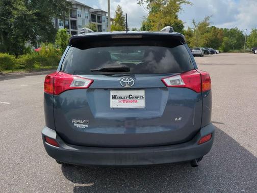 2014 Toyota RAV4 LE
