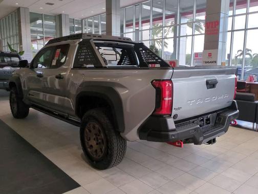 2025 Toyota Tacoma Hybrid Trailhunter
