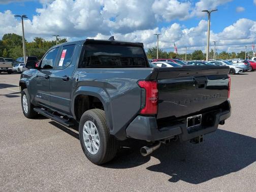 2025 Toyota Tacoma SR5