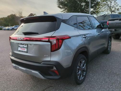 2024 Kia Seltos LX