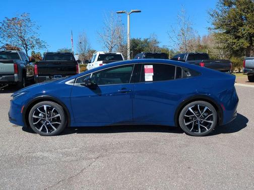 2026 Toyota Prius Plug-In Hybrid XSE