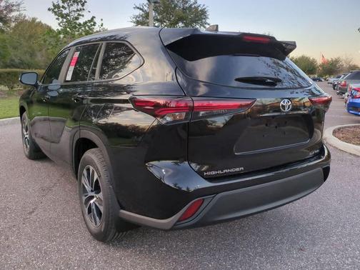 2026 Toyota Highlander XLE