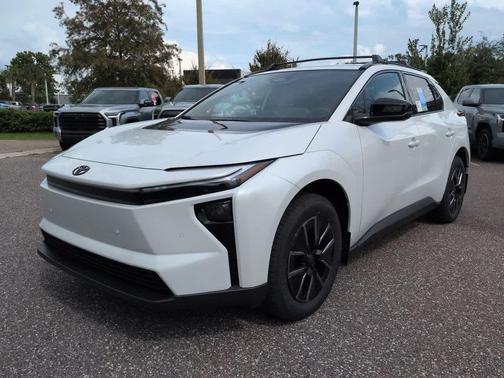 Wind Chill Pearl 2027 Toyota bZ XLE