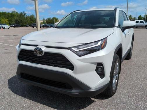 2025 Toyota RAV4 XLE Premium