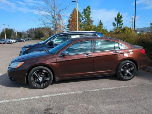 2012 Chrysler 200 Limited