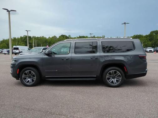 2023 Jeep Wagoneer L Series II 4x4