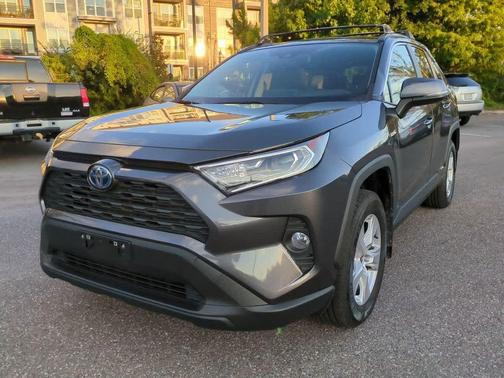 2021 Toyota RAV4 Hybrid XLE