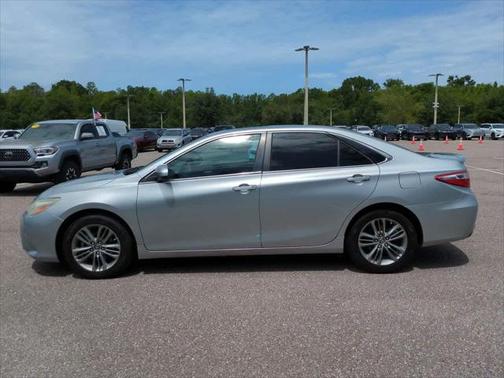 2015 Toyota Camry SE