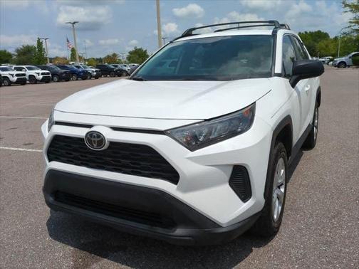 2020 Toyota RAV4 LE
