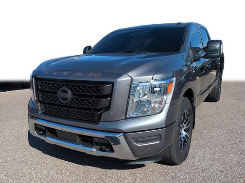 2021 Nissan Titan SV