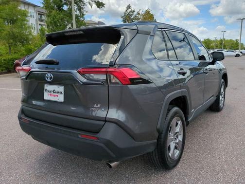 2024 Toyota RAV4 Hybrid LE