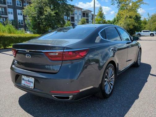 2017 Kia Cadenza Premium