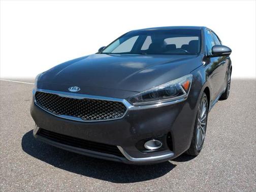2017 Kia Cadenza Premium