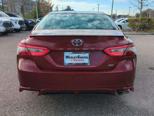 2018 Toyota Camry SE