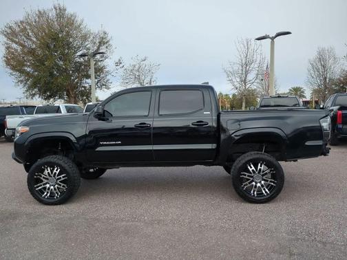 2018 Toyota Tacoma SR5