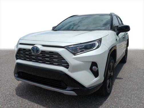 2021 Toyota RAV4 Hybrid SE