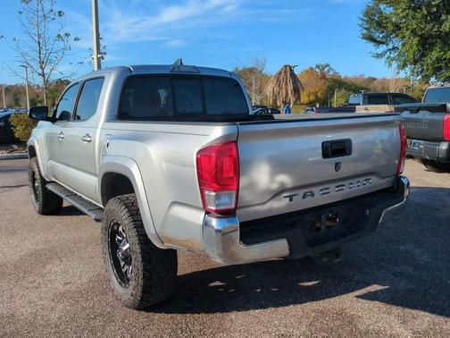2017 Toyota Tacoma SR5