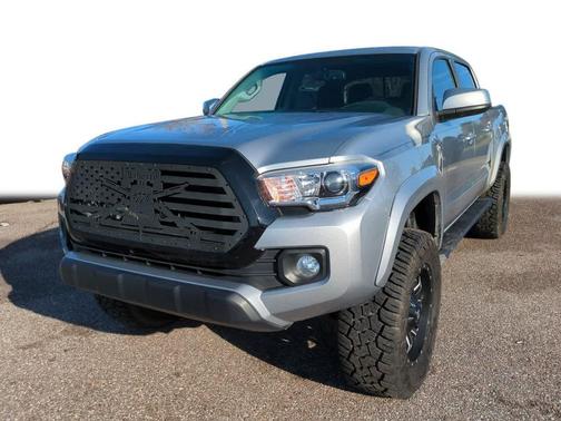 2017 Toyota Tacoma SR5