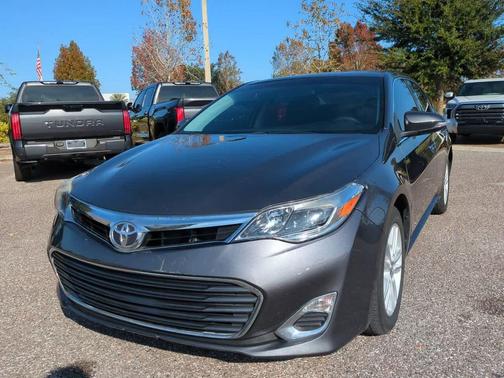 2013 Toyota Avalon XLE
