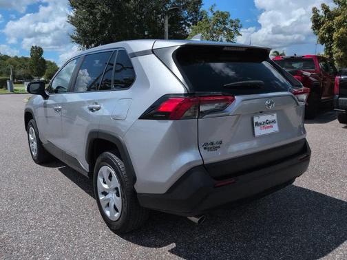 Silver Sky Metallic 2023 Toyota RAV4 LE