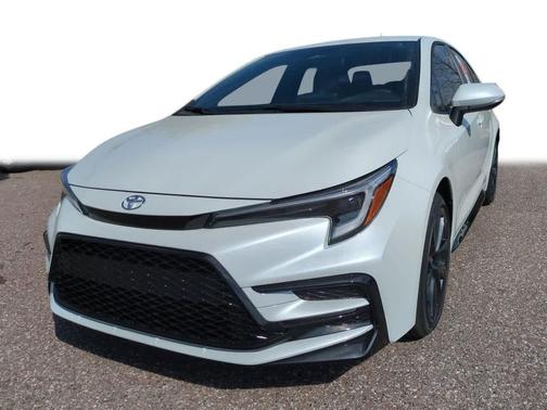 2026 Toyota Corolla Hybrid SE