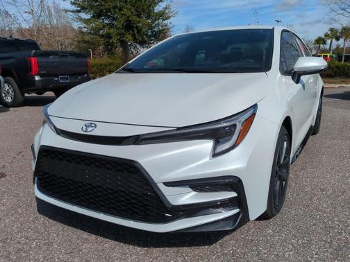 2026 Toyota Corolla Hybrid SE