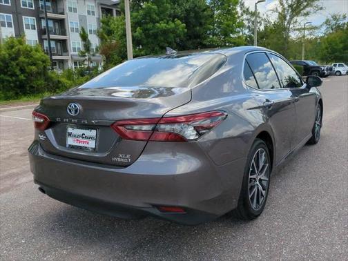 2024 Toyota Camry Hybrid XLE