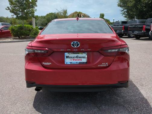 2024 Toyota Camry Hybrid XLE