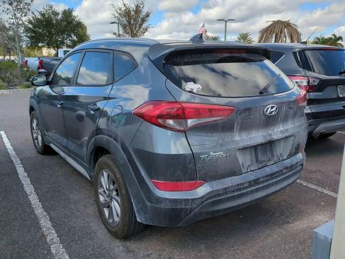 2018 Hyundai TUCSON SEL
