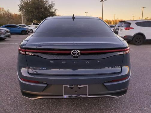 2026 Toyota Crown Platinum