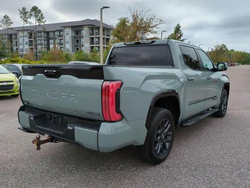 2025 Toyota Tundra Hybrid Platinum