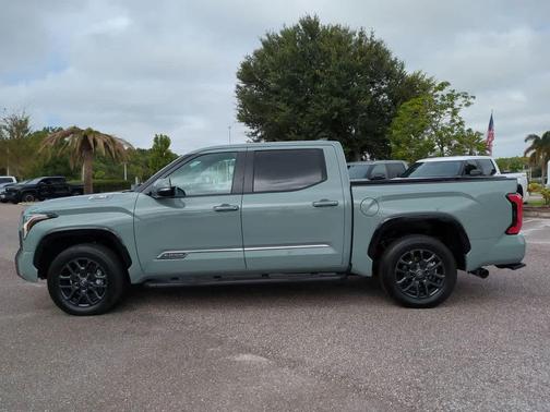 2025 Toyota Tundra Hybrid Platinum