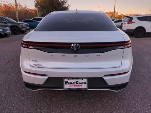 2023 Toyota Crown XLE