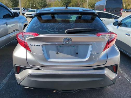 2020 Toyota C-HR XLE