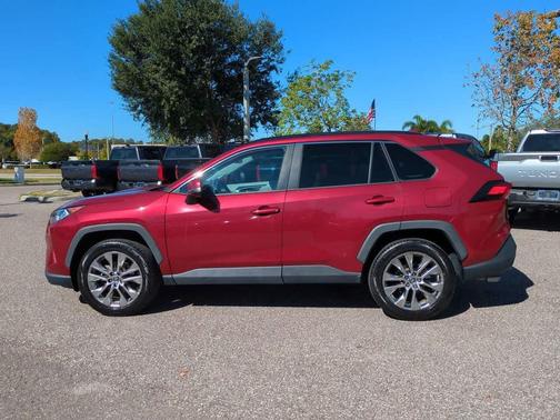 2021 Toyota RAV4 XLE Premium