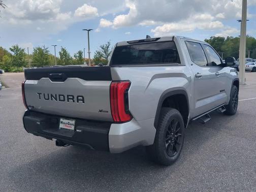2025 Toyota Tundra SR5