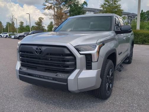 2025 Toyota Tundra SR5