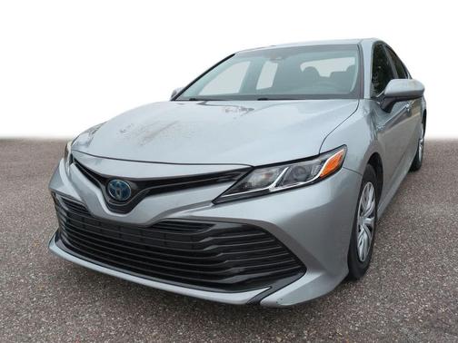 2019 Toyota Camry Hybrid LE