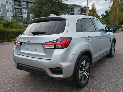 2024 Mitsubishi Outlander Sport SE