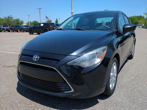 2017 Toyota Yaris iA Base