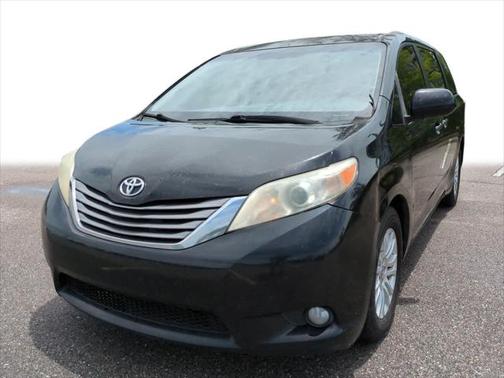 2016 Toyota Sienna XLE Premium