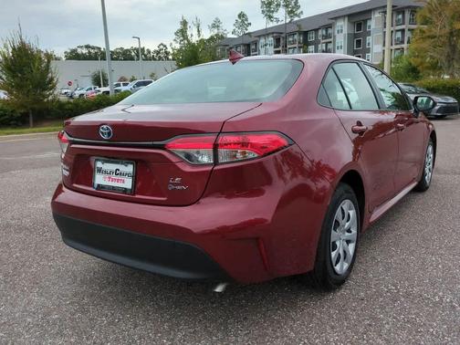 2025 Toyota Corolla Hybrid LE